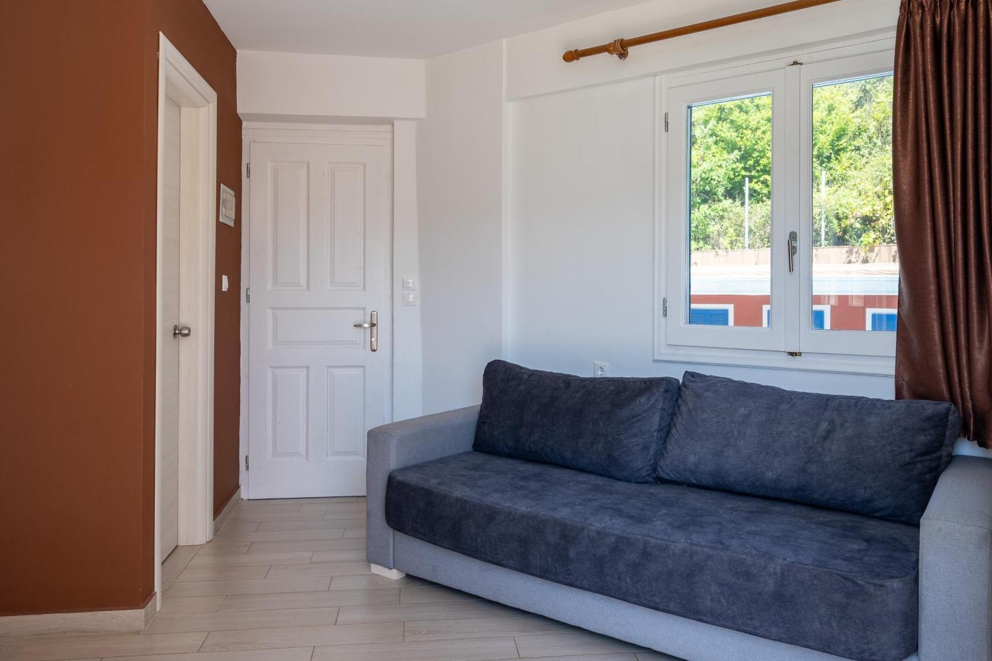 Vliho Bay Boutique Hotel Yénion 객실 사진