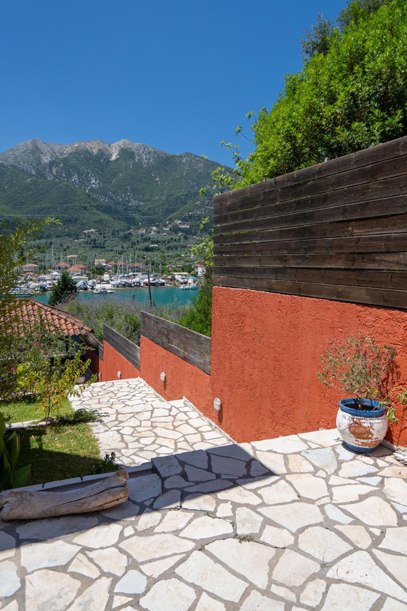 Vliho Bay Boutique Hotel Yénion 외부 사진