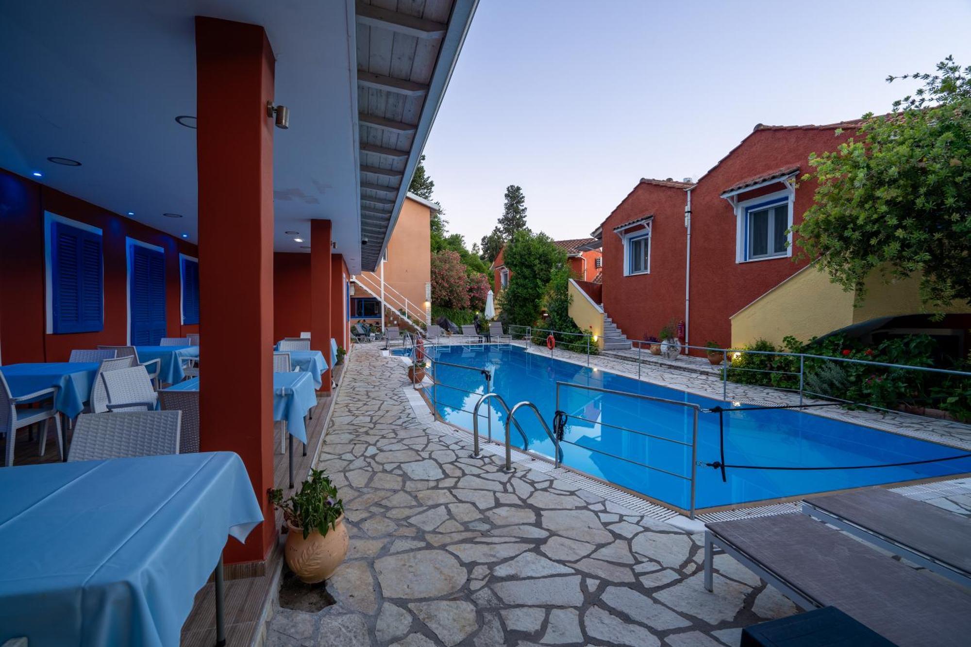 Vliho Bay Boutique Hotel Yénion 외부 사진