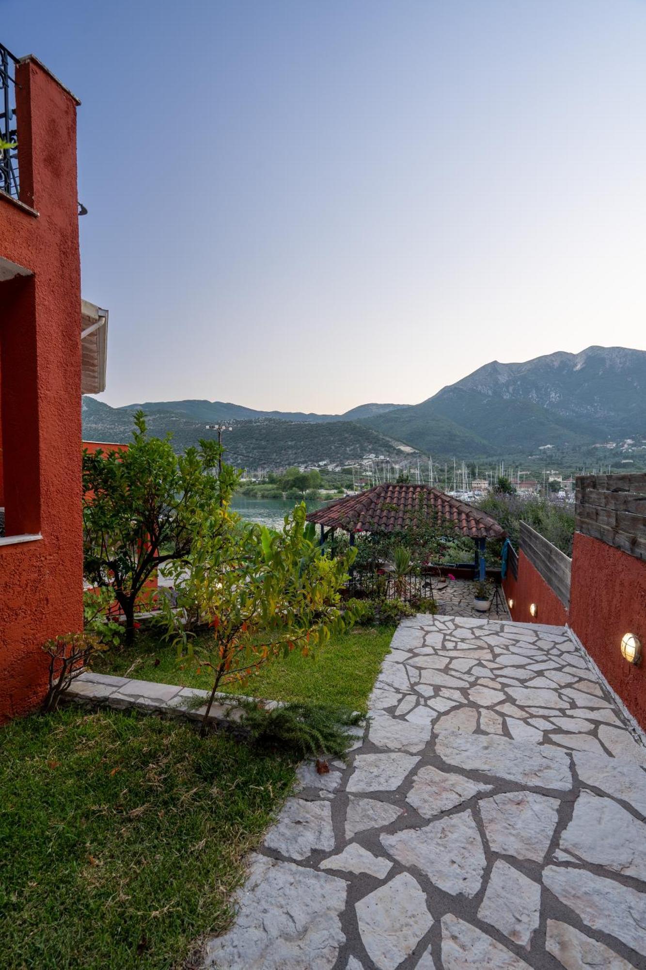 Vliho Bay Boutique Hotel Yénion 외부 사진