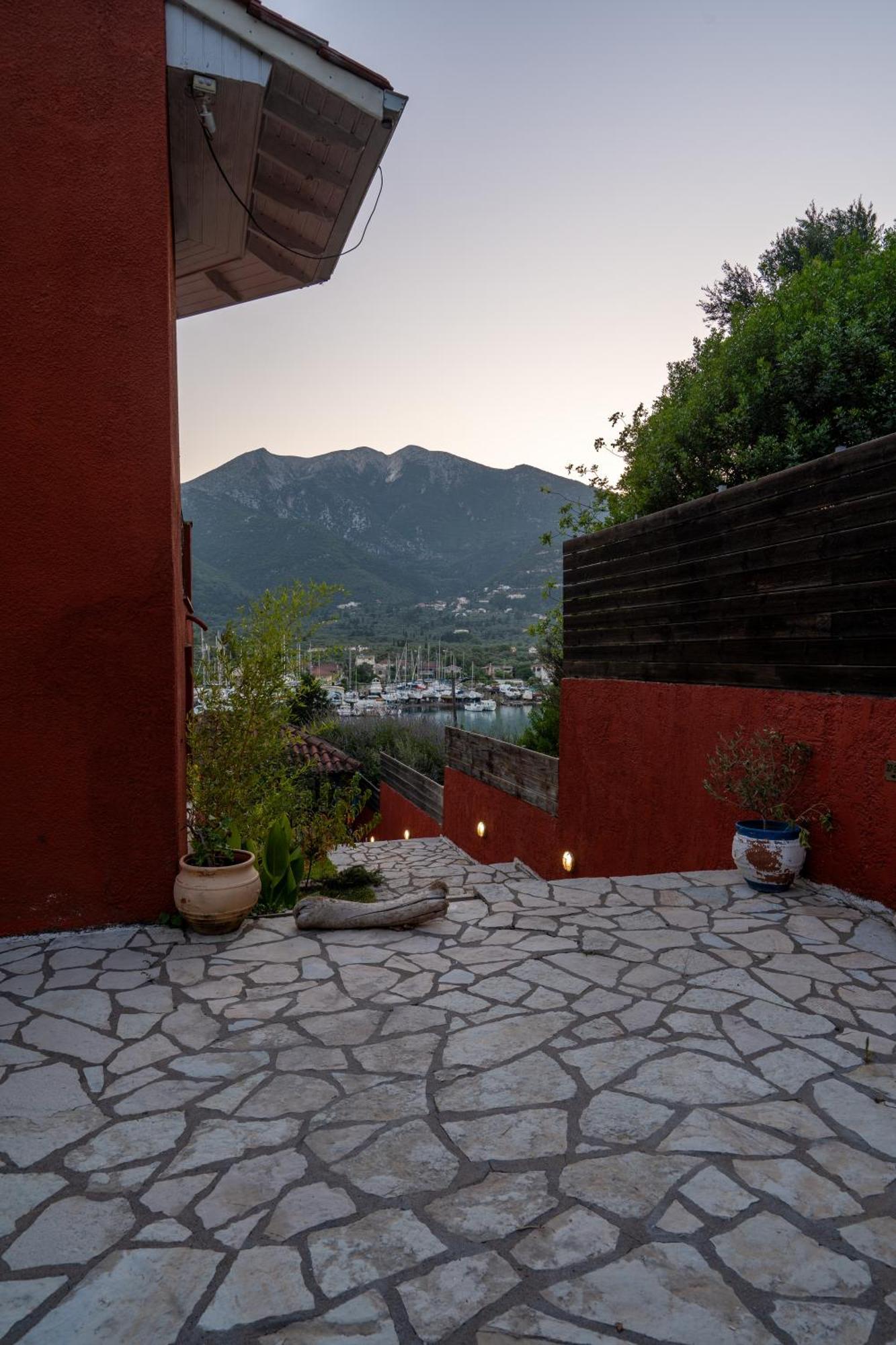 Vliho Bay Boutique Hotel Yénion 외부 사진