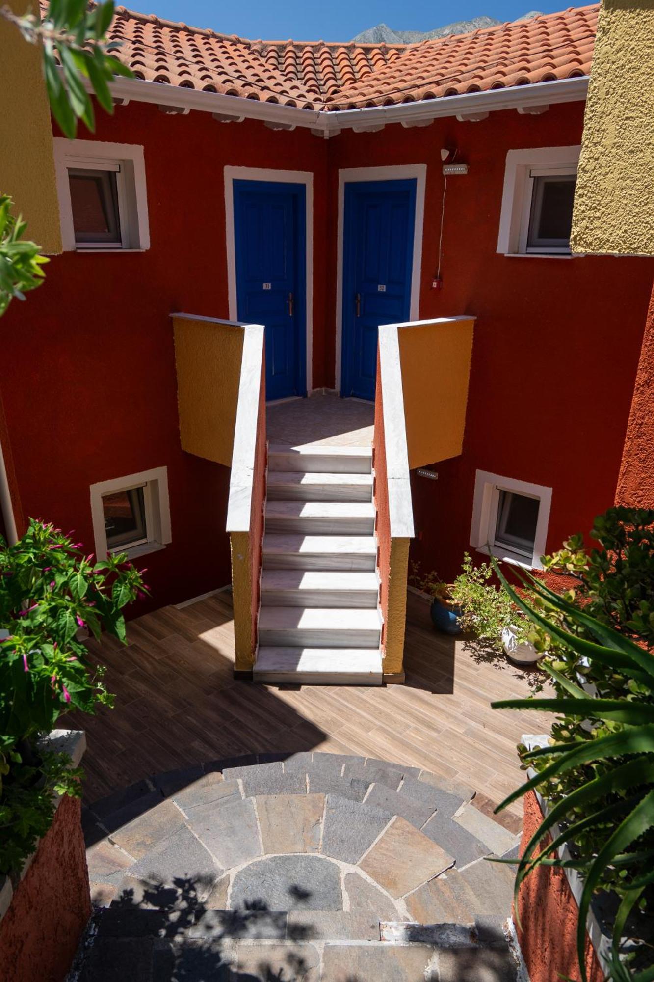 Vliho Bay Boutique Hotel Yénion 외부 사진