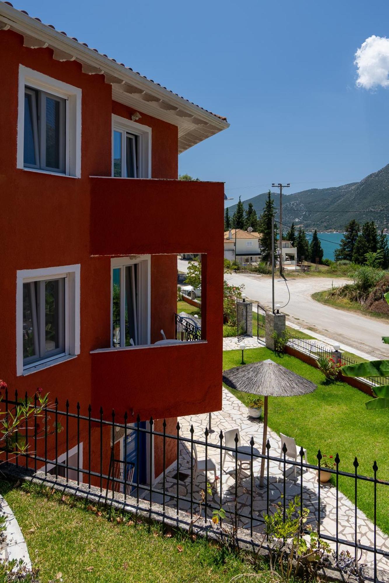 Vliho Bay Boutique Hotel Yénion 외부 사진